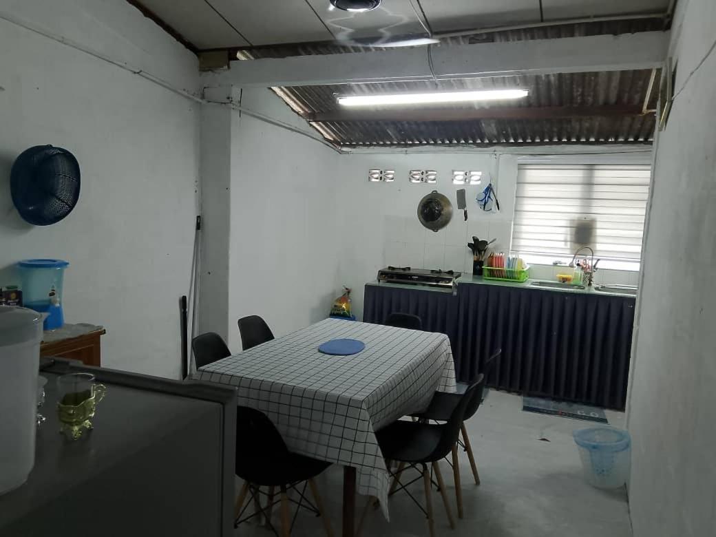 Homestay Wira Fh 阿罗士打 外观 照片